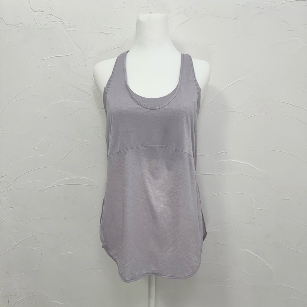 Lululemon Twist Around 2-in-1 Tank - Picture 4 of 15